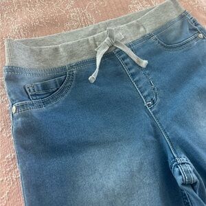 Girls Adaptive Jeans